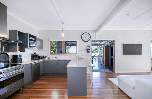 Manly West House | The Retreat Your Urban Sanctuary