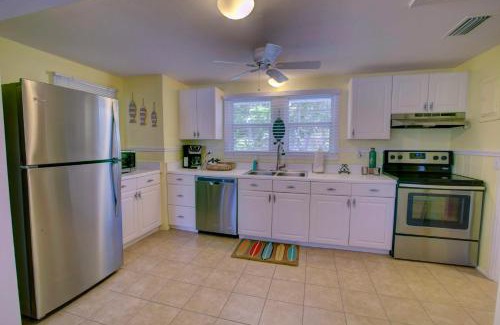 Siesta Key Resort | The Ringling Beach House