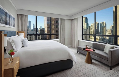 Streeterville Hotel | The Ritz-Carlton, Chicago