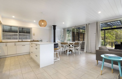 Lower Macdonald House | The River House - Waterski, Kayak, Fish, Relax!