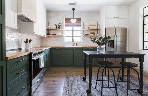 Riverside Heights House | The Riverside Retreat - Designer Home w/Firepit