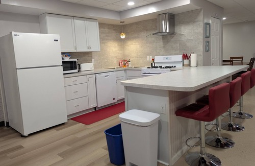 Birch Run Township Apartment | The Robins Nest near Frankenmuth is spacious basement apartment.