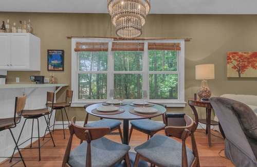 Irvington House | The Rosé Retreat: Pool-Screened Porch-RELAX