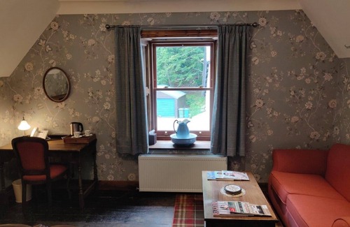 Invergarry Bed & Breakfast | The Rowanberry Suite is named after the Highlands distinctive Rowanberry trees.
