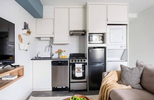 Virginia Highland Apartment | The Roxie, Near PonceCityMarket
