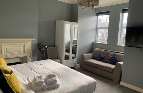 Waltham Forest House | The Royal Oak