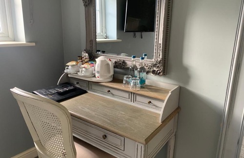 Waltham Forest House | The Royal Oak