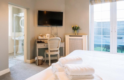 Waltham Forest House | The Royal Oak