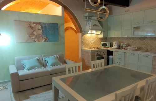 Ponsacco Apartment | THE RUSTIC NEST SUITE