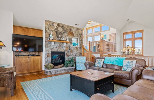 Corolla House | The Salty Beach at the Currituck Club 5 Bedroom Home with Private Community Amenities