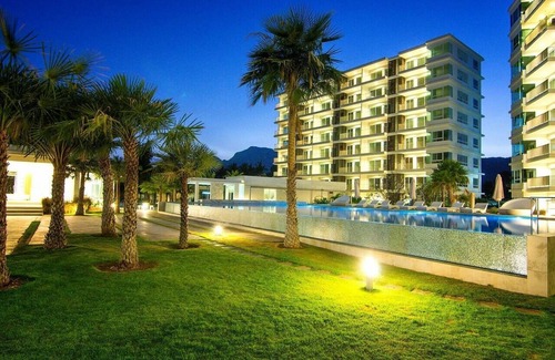Sam Roi Yot Apartment | The sea condo, Dolphin bay, Praunburi