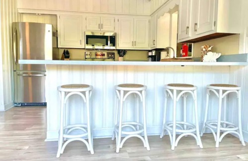 Southern Shores House | The SeaPointe - Southern Shores Private Oasis + Hot Tub