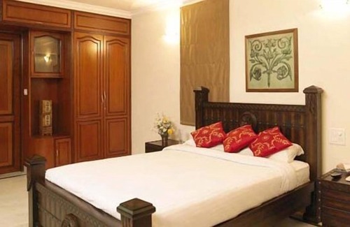Domlur Hotel | The Senate