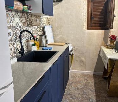 Haifa Apartment | "The Serene Colony Retreat" המפלט השקט במושבה