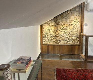 Haifa Apartment | "The Serene Colony Retreat" המפלט השקט במושבה