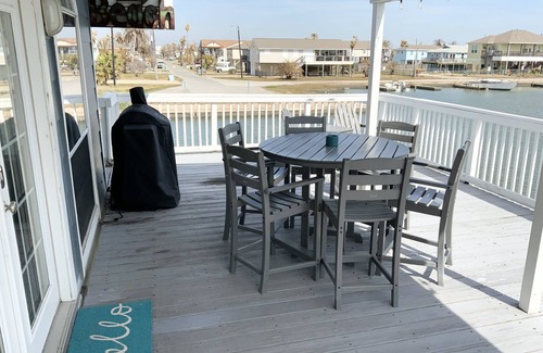 Jamaica Beach House | The Shell Shack - A Waterfront Retreat! Corner Canal Home w Quick Beach Access