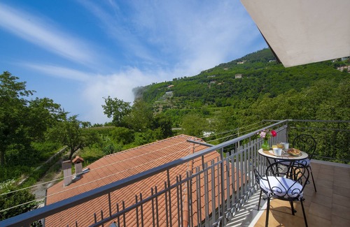 Bomerano Apartment | The Shelter on the Trail