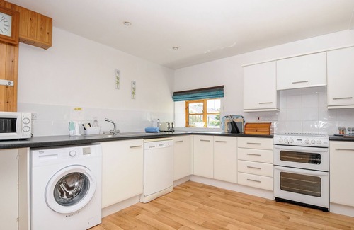 Bude Cottage | THE SHIPPON, pet friendly, with a garden in Bude