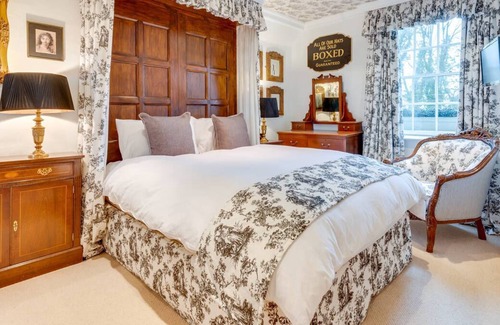 Sandwich House | The Short House in the beautiful Sandwich