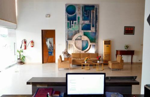 Ahmedabad Hotel | The Sky Comfort, Ahmedabad
