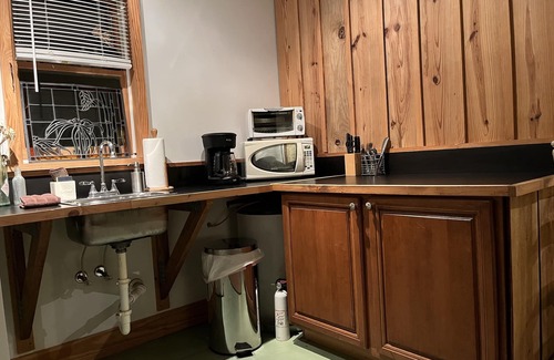 Johns Island Cottage | The Sleepy Shack - Private, Cozy Cottage for your next getaway!