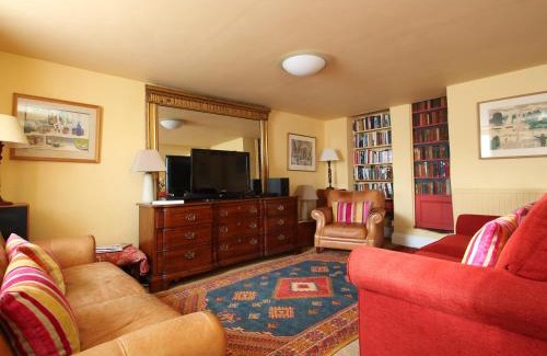 Chysauster Apartment | The Slipway