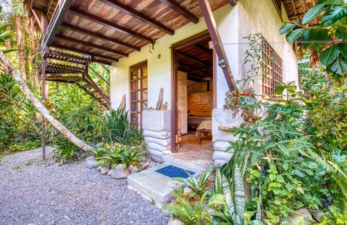 Puerto Viejo de Talamanca House | The Sloth House 2- Beach/Jacuzzinn/Outdoor Fireplace/Birdwatching/Bikes