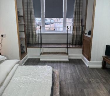 Oundle Apartment | The Snug