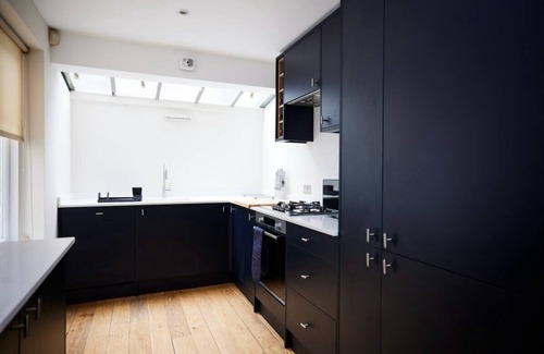 South Kensington Cottage | The South Kensington Wonder - Trendy 3bdr House With Garden