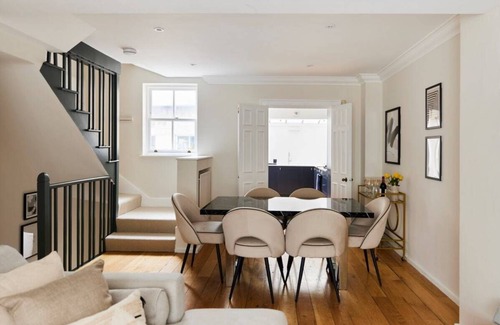 South Kensington Cottage | The South Kensington Wonder - Trendy 3bdr House With Garden