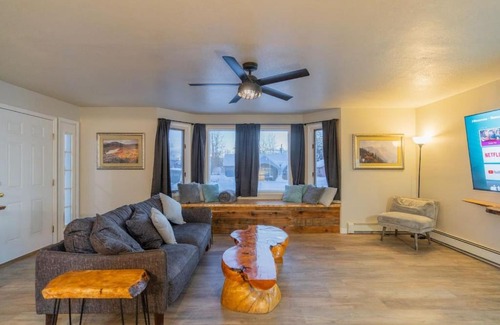 North Pole Apartment | The Southern Driftwood Inn 3