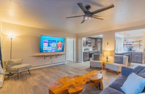 North Pole Apartment | The Southern Driftwood Inn 3