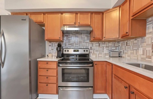 West Columbus House | The Southwestern 4BD/2BA