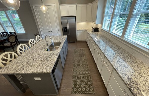 Marietta House | The Spacious Respite in Marietta, GA- Family friendly with 4.5 bathrooms!