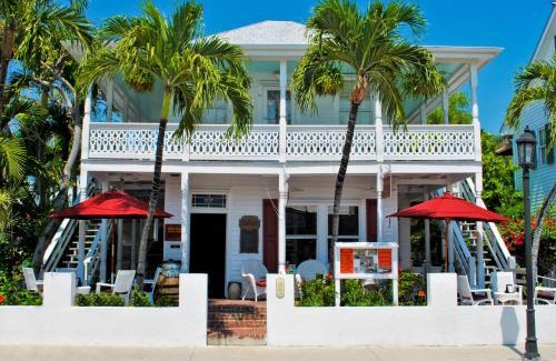 Uptown - Upper Duval Bed & Breakfast | The Speakeasy Inn and Rum Bar