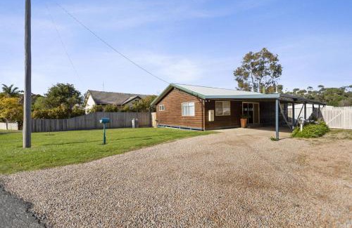 Lakes Entrance House | The Spotted Bach