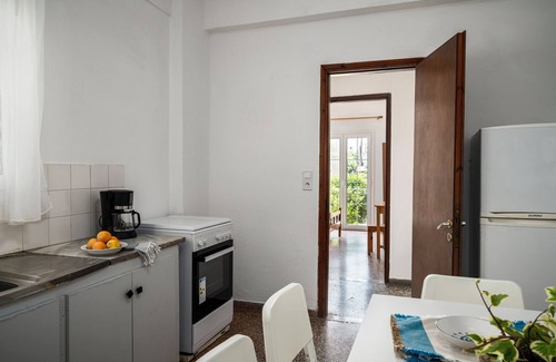 Ipsos Apartment | The Springfield Corner Apartments by Konnect