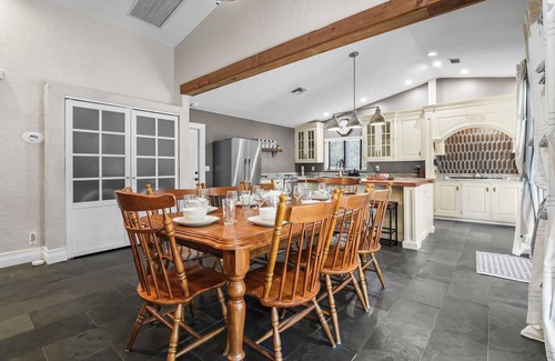 Coral Springs House | The Springs - Pool, Pets, Designer Kitchen & Work Stations (Desks, Monitors, Chairs)