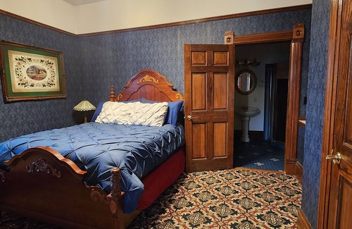 Deadwood Hotel | The Stampmill Victorian Suites