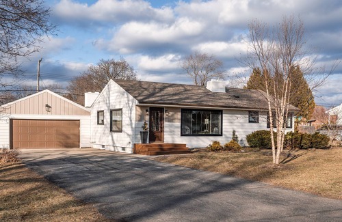 Brighton House | The State Street House