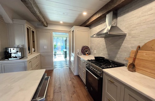 Kingston House | The Stonemason - A Private Catskill Winter Escape in the Woods close to Kingston