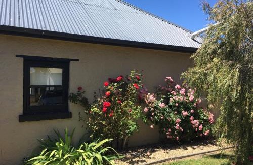 Buckland Villa | The Storekeeper's