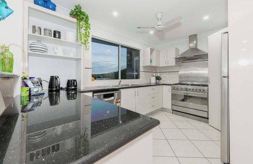 North Ward Apartment | The Strand Penthouse – Best Views in Townsville