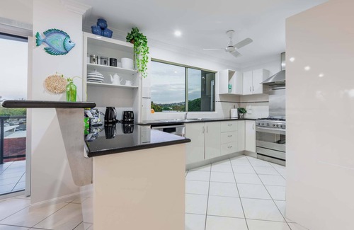 North Ward Apartment | The Strand Penthouse – Best Views in Townsville