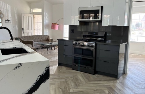 Hesperia House | The Stylish Stay in Hesperia