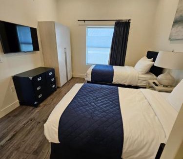 Historic District Hotel | The Suites at Fishermen's Village - 2 Bedroom Suites