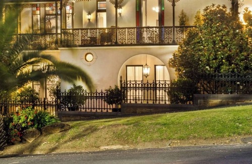 Bendigo Apartment | The Suites, Villa Belgravia - Suite 1 - luxury self-contained in central Bendigo