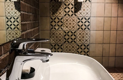 Pachmarhi Hotel | The Summer House, Pachmarhi - AM Hotel Kollection