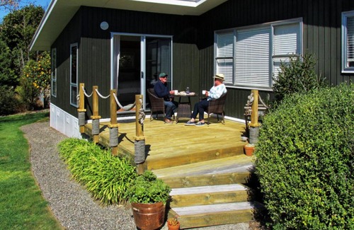 Motueka Bed & Breakfast | The Sunridge B & B
