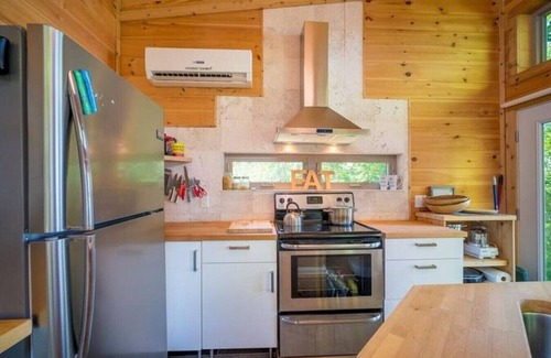 Brocton Ski Chalet | The Sunset Hideaway in Portland, NY